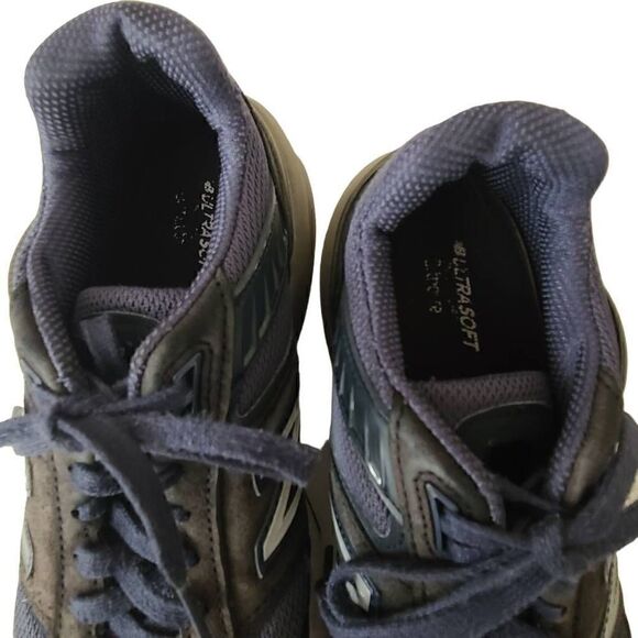 New Balance Womens W990NVS Blue Suede Running Shoe Made in USA Size 10 - Picture 5 of 12